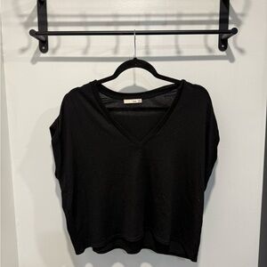 Wilfred Free Women’s Black V-Neck Top